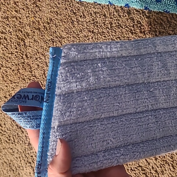 5 total Norwex mop pads lot brand new - Picture 6 of 6